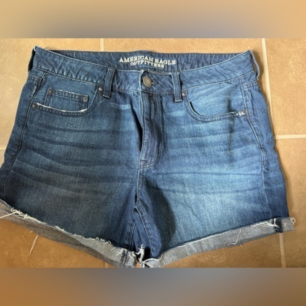 American Eagle Boy Mini Shorts - Picture 1 of 5